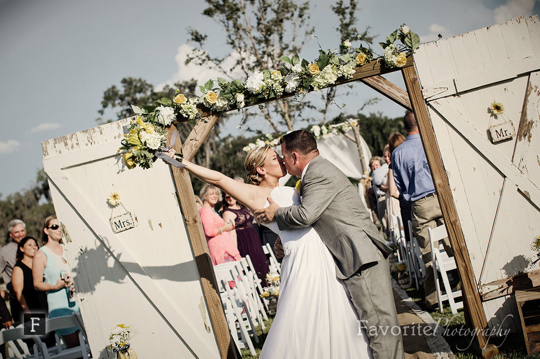 Beautiful Wedding Photographer