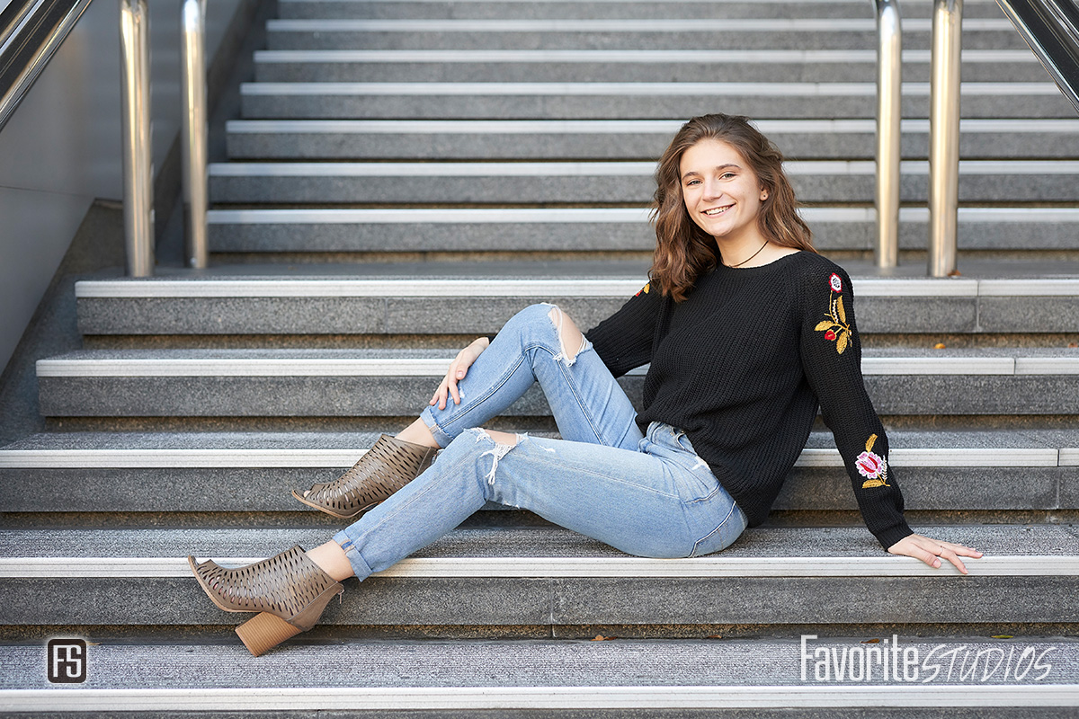 Senior Picture Poses on steps