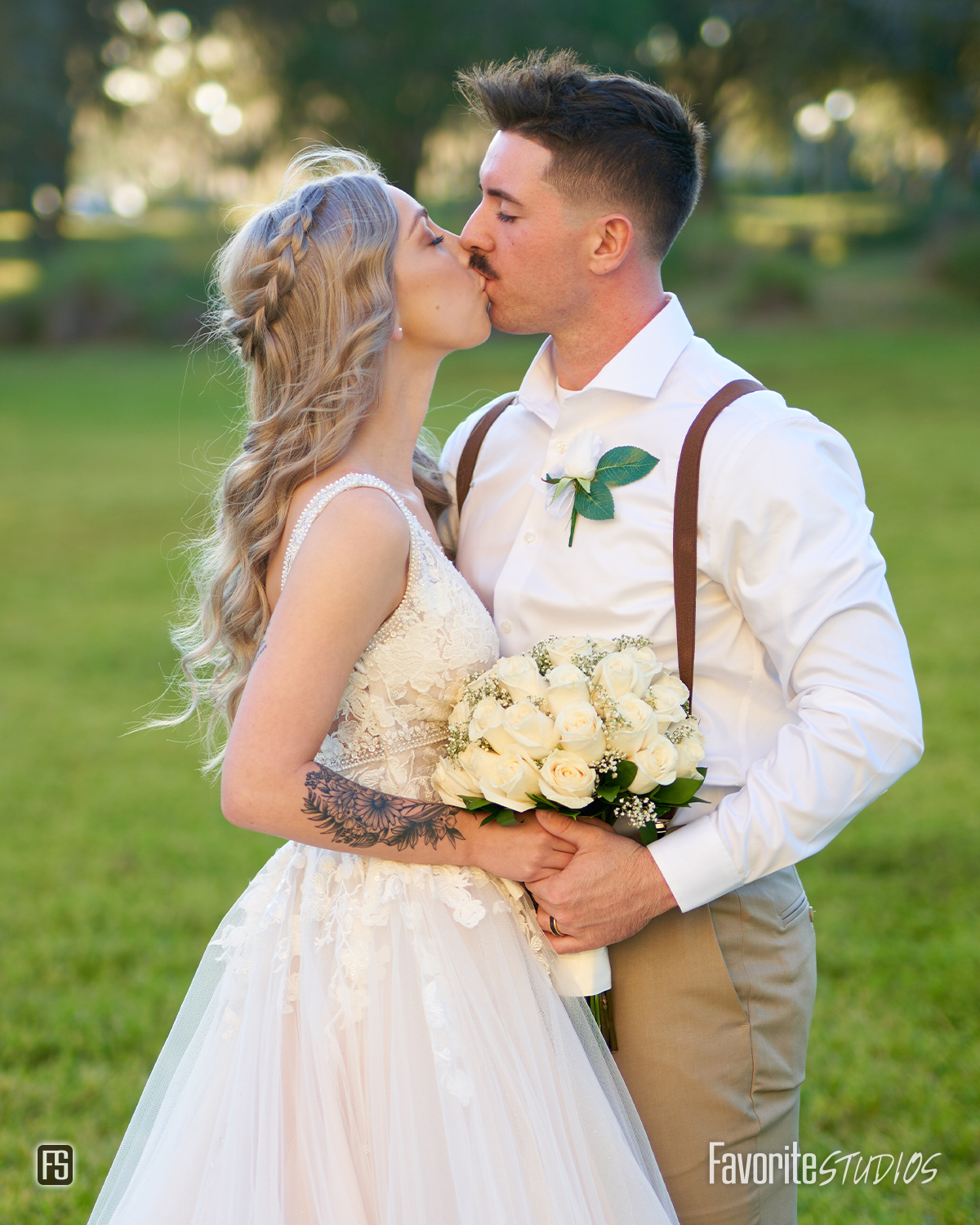 Timeless Bride and Groom Poses